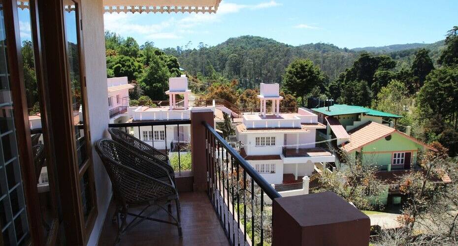 Kaarmugil Home Stay 1, Valparai 5